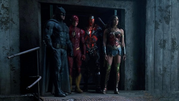 Batman Flash Cyborg And Woman Woman In Justice League Qhd Wallpaper
