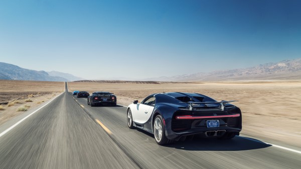 Bugatti Chiron Rear 2017 Lu Wallpaper