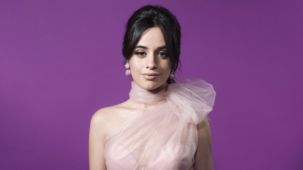 Camila Cabello Europe Music Awards 2018 Yr Wallpaper