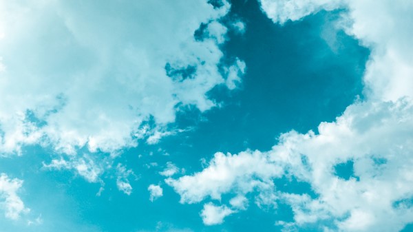 4k Clouds Yh Wallpaper