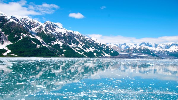 Alaska Glacier Mountains Sky Wallpaper