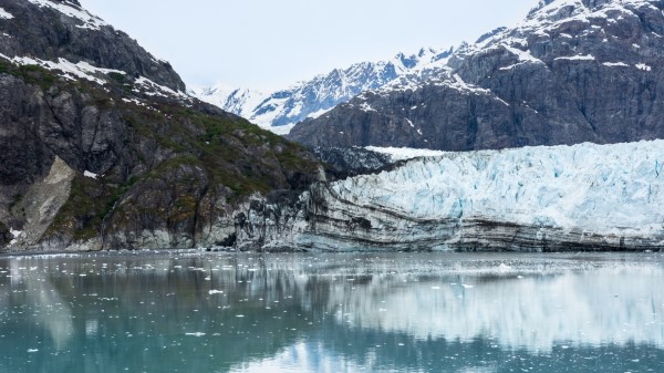 Alaska Margerie Bay Glacier Reflection Wallpaper