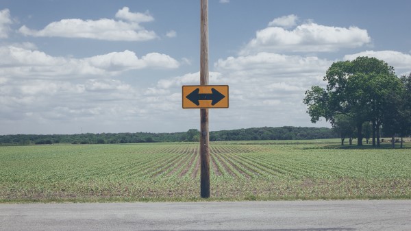 Arrow Direction Field Wallpaper