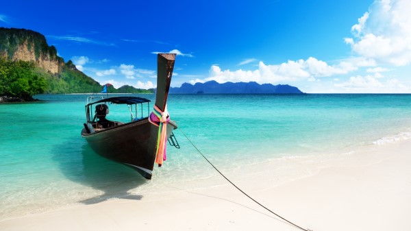 Boat Mooring Coast Blue Water Tapes Wallpaper