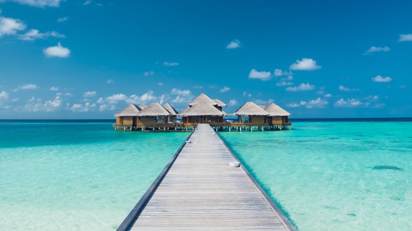 Bungalow Pier Ocean Wallpaper