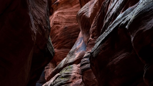 Canyon Cave Sandy Wallpaper