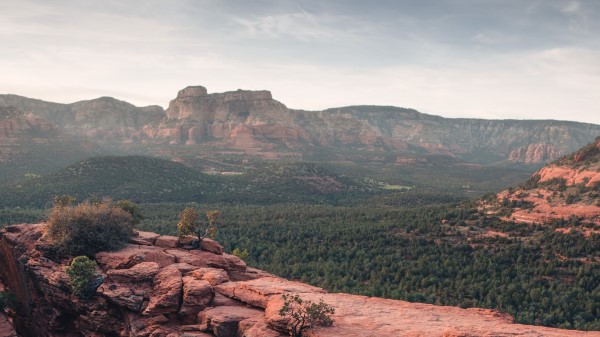 Canyon Rocks Arch Wallpaper