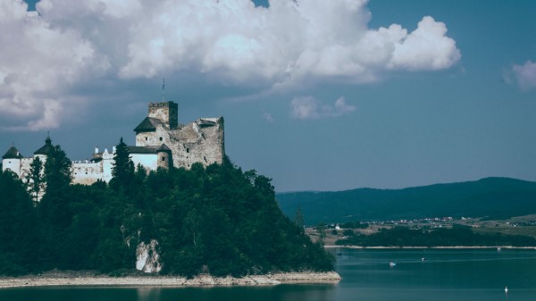 Castle Hill Trees Sea Wallpaper