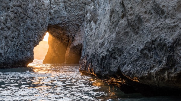 Cave Rock Sunlight Wallpaper