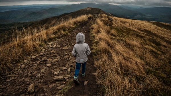 Child Mountains Walk Wallpaper