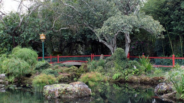 China Pavilion Pond Park Pond Landscape Wallpaper Wallpaper