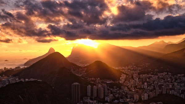 City Peaks Sunset Wallpaper