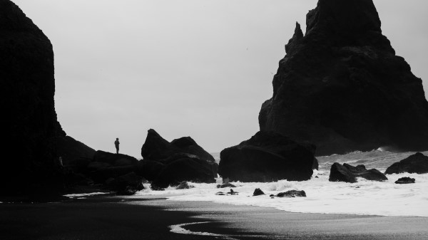 Coast Silhouettes Bw Wallpaper