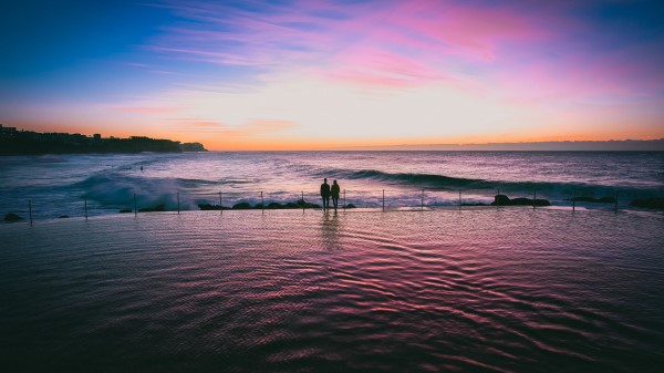 Couple Sea Sunset Surf Wallpaper