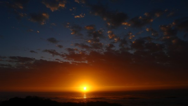 Dawn Horizon Sea Wallpaper