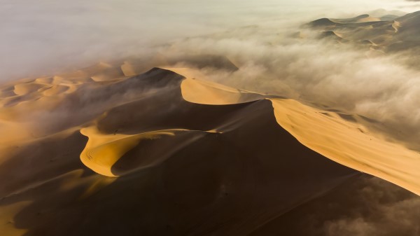 Desert Dunes Dust Wallpaper