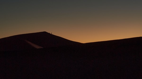 Desert Evening Moon Wallpaper