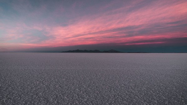 Desert Mountains Twilight Wallpaper