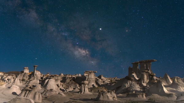 Desert Rocks Landscape Wallpaper