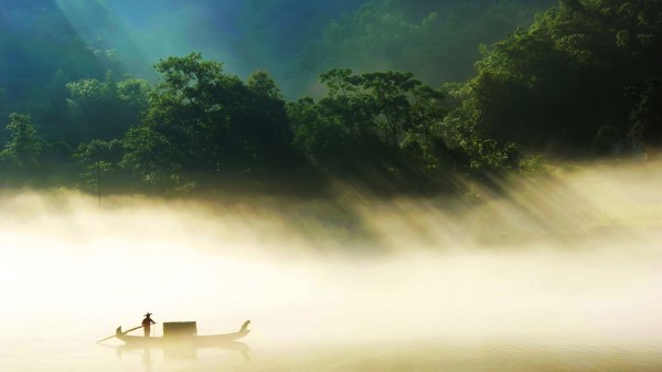 Fisherman On The Misty Lake Qhd Wallpaper