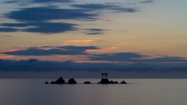Gate Rocks Sea Wallpaper