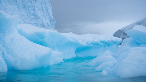 Glacier Ice Water Wallpaper