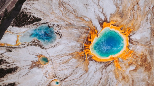 Grand Prismatic Spring Surface Scenic Wallpaper