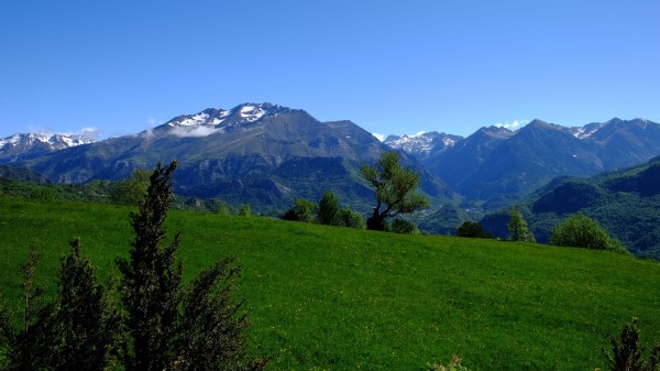Grass Mountain Field Sky wallpaper