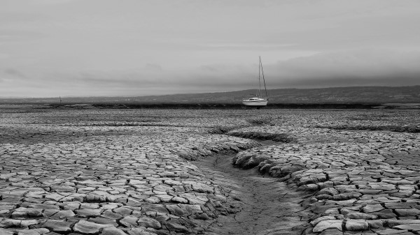 Ground Cranny Boat Wallpaper