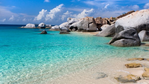 Gulf Stones Blue Water Transparent Sand Bottom Coast Tropics Wallpaper Wallpaper