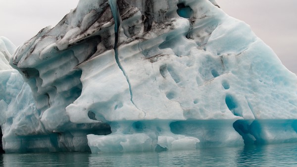 Iceland Glacier Icebergs Lagoon Wallpaper