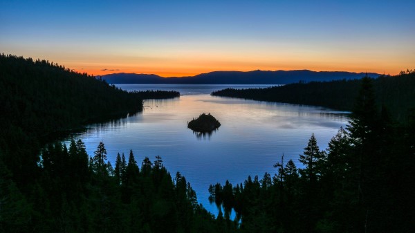 Island Lake Forest Wallpaper