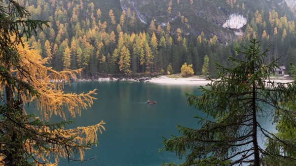 Lake Boat Water Wallpaper