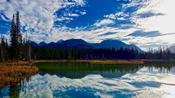 Lake Mountains Clouds Reflection Wallpaper