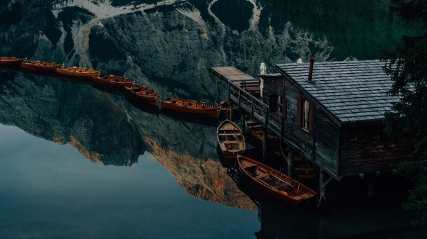 Lake Mountains Pier Wallpaper