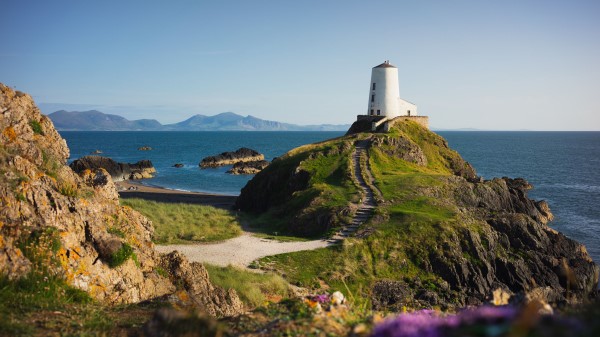 Lighthouse Building Path Wallpaper