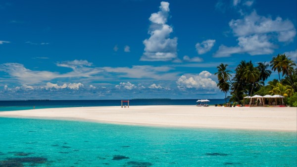 Maldives Tropical Beac Wallpaper