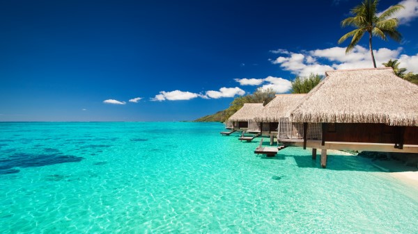 Maldives Tropical Bungalows Sky Wallpaper