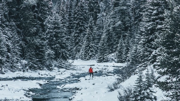 Man Winter River Wallpaper