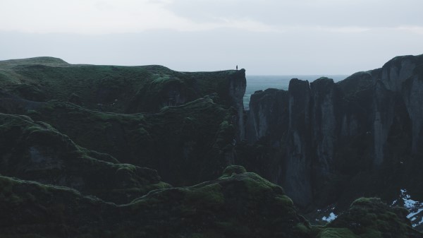 Mountain Cliff Hill Wallpaper