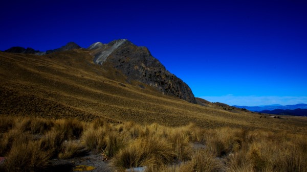 Mountain Grass Sky Wallpaper