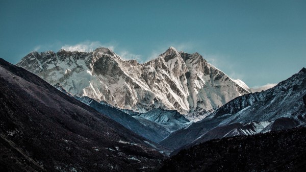 Mountain High Beautiful Landscape Wallpaper