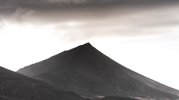 Mountain Hill Peak Wallpaper