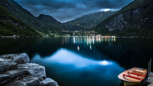 Mountain Lake Beautiful Night Wallpaper