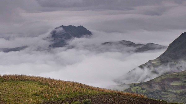 Mountain Peak Clouds Mn wallpaper