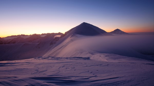 Mountain Peak Desert Wallpaper