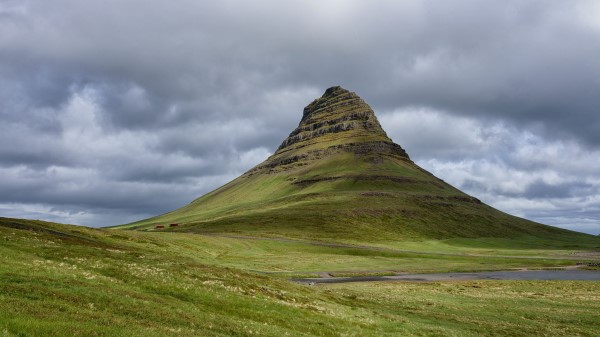 Mountain Peak Hill Wallpaper