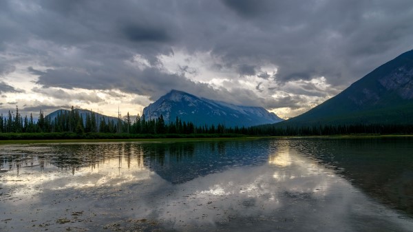 Mountain Peak Lake Picture Wallpaper