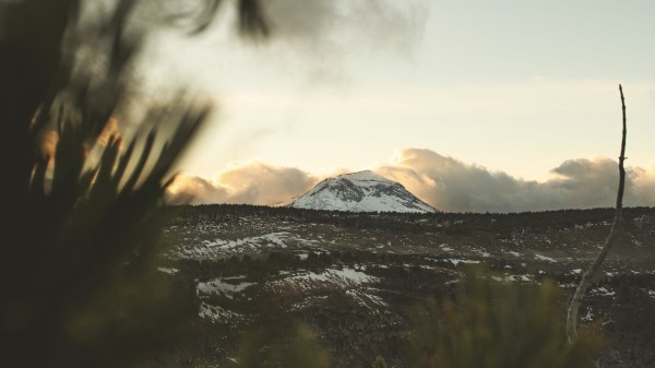 Mountain Peak Landscape Wallpaper