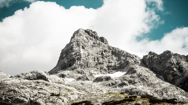 Mountain Peak Sky Wallpaper